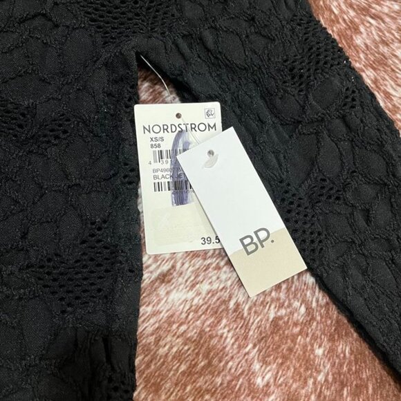 BP. Floral Textured Lace Fitted Long Sleeve Cropped Top Black XS/S - Picture 4 of 10